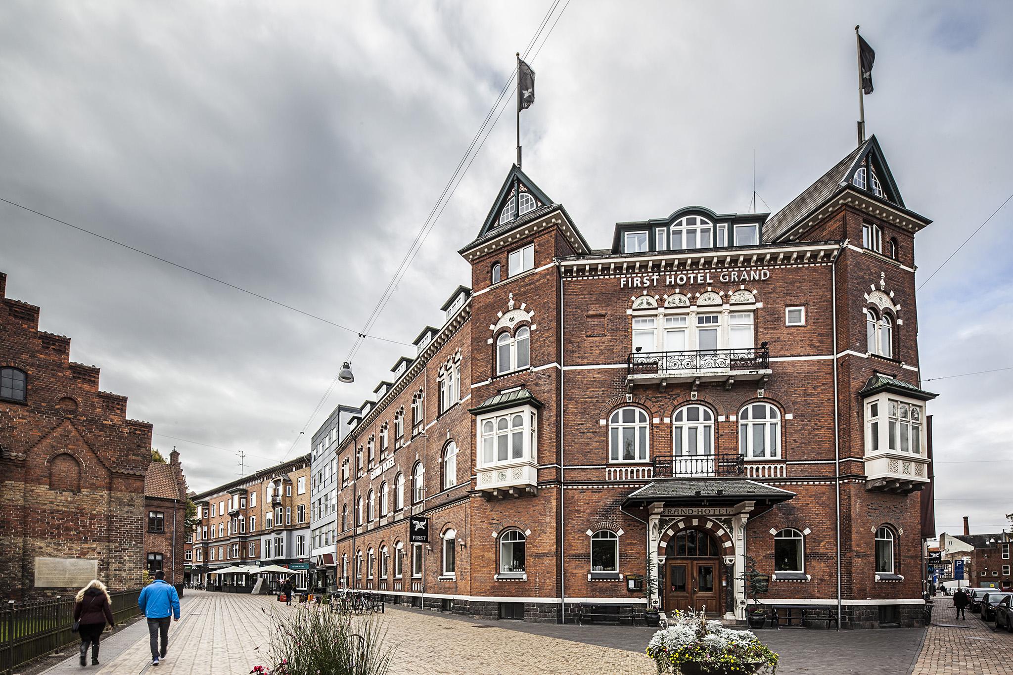 First Hotel Grand Odense Eksteriør bilde